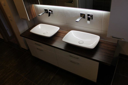 Wellness & Bad 34 vasold_98_mittel