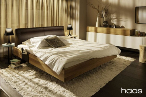 Schlafzimmer 5 252_haas_hausmesse_2013_kb15_bett_monte_1